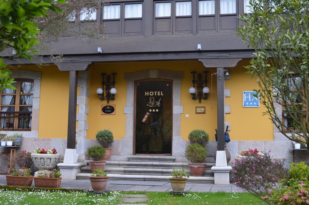 Hotel La Arquera Льянес Экстерьер фото